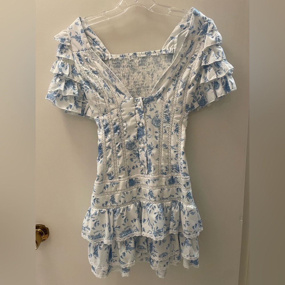 WHITE AND BLUE RUFFLE DRESS